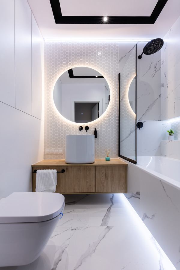 Hexagonal bathroom panelling
